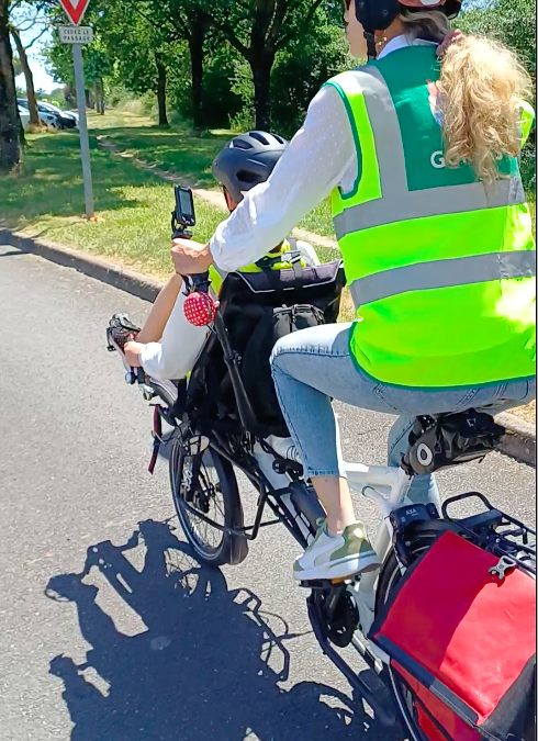 Vélo-école avec handicap visuel 